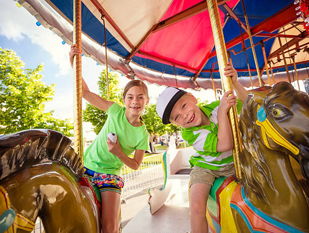 Faites tourner votre événement avec nos locations de carrousels.Carrousel Leclercq est spécialisé en événementiel et divertissement.